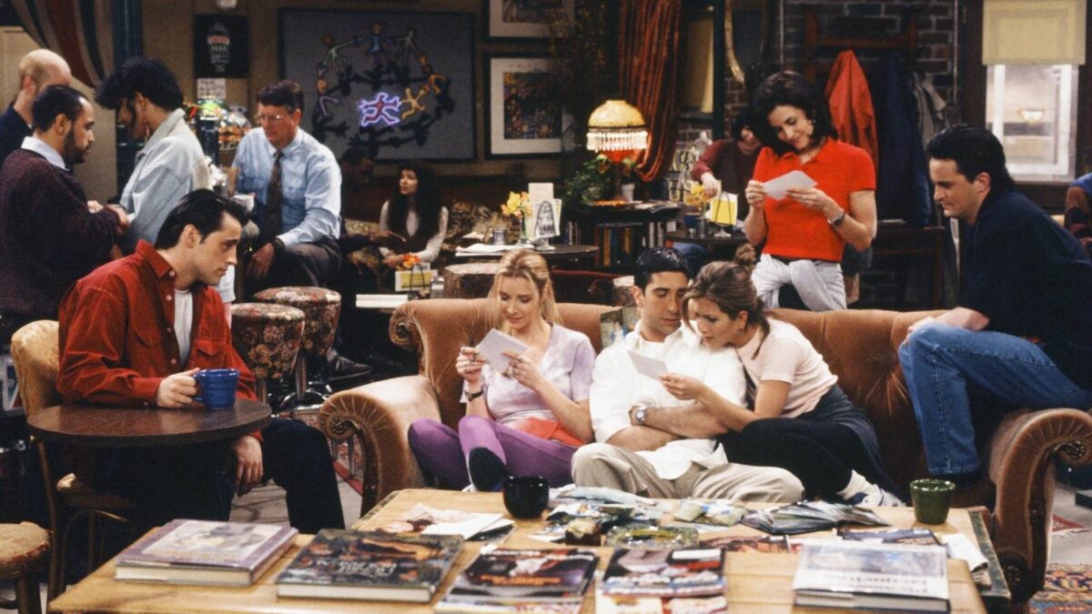 A Real ‘Friends’-Style Central Perk Is Opening in NYC …But Fans Are Not Impressed
