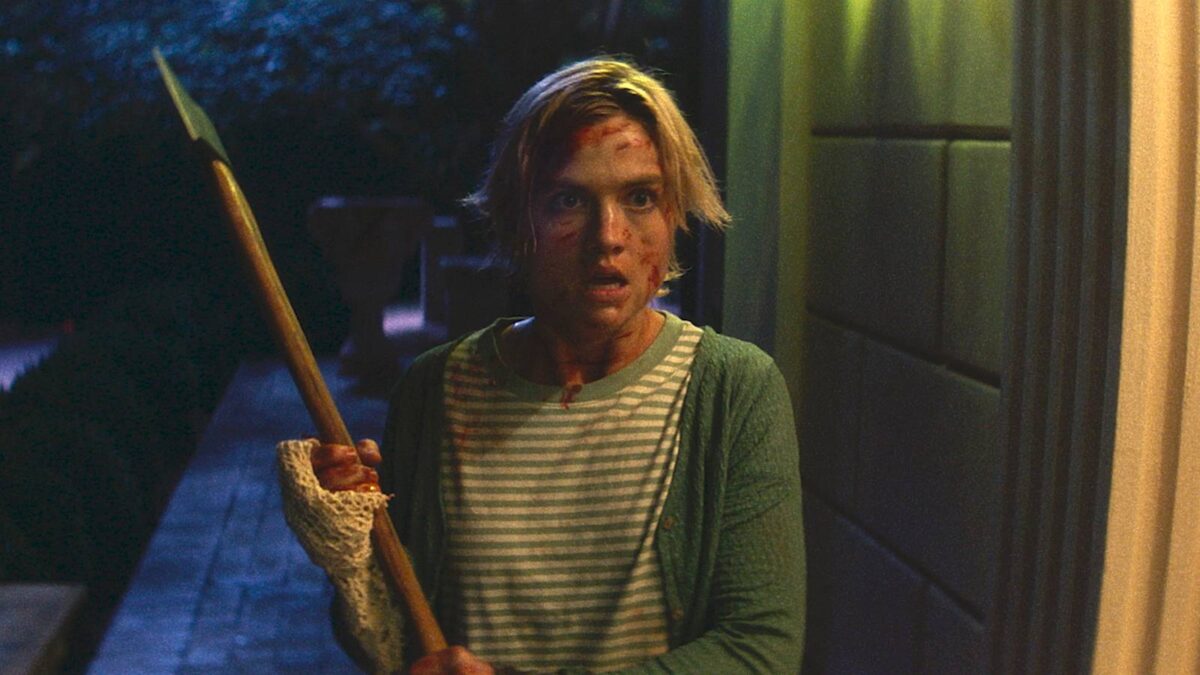 Erotic Horror Is Long On Innuendo, Short On Climax As It Fails To Deliver On A Promising Premise