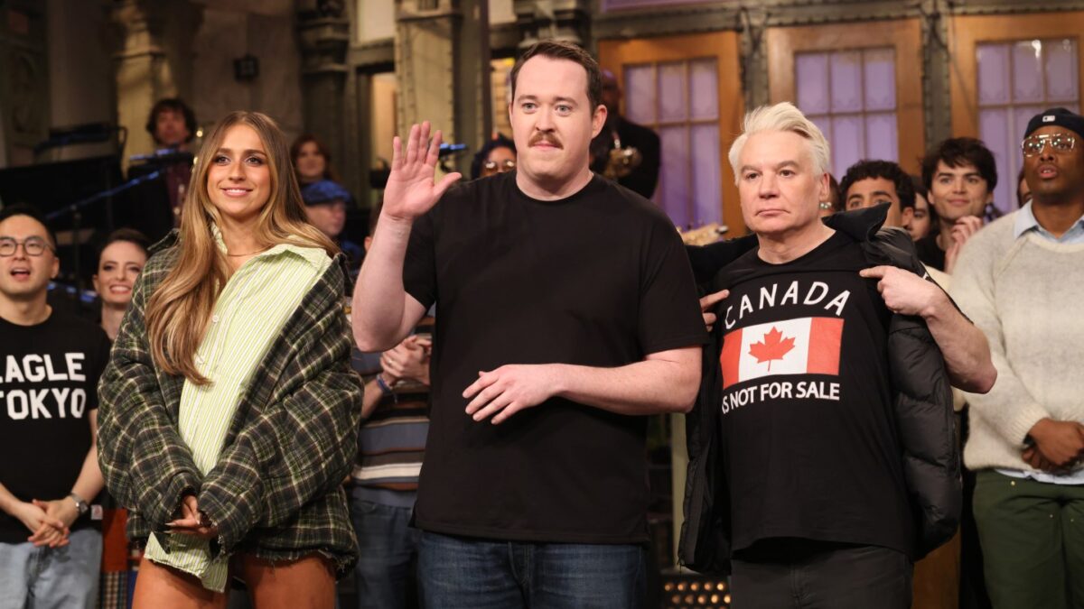 Mike Myers Talks Pro-Canada SNL Shirts, Ad Origins