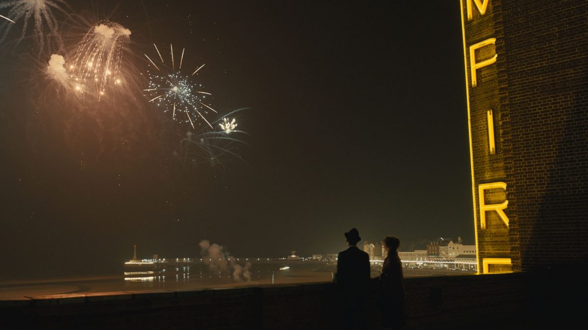 Empire of Light Review | Flickreel